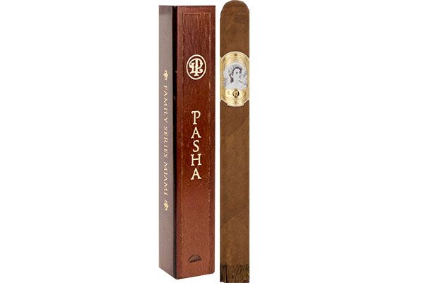 La Palina Family Series Miami Pasha Cigar Review